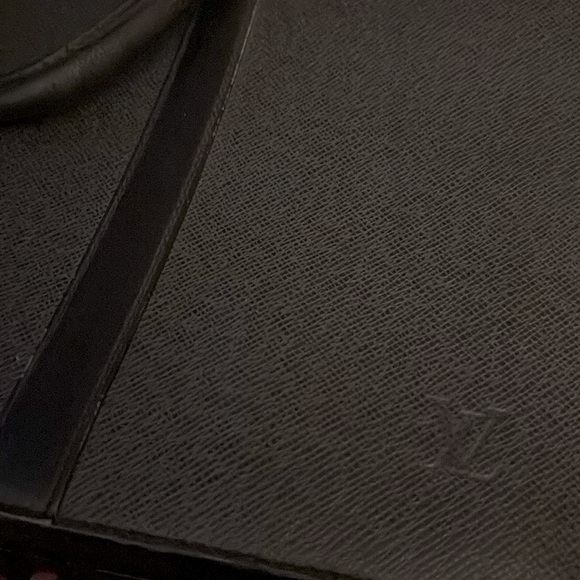 Louis Vuitton Bag - Picture 8 of 9